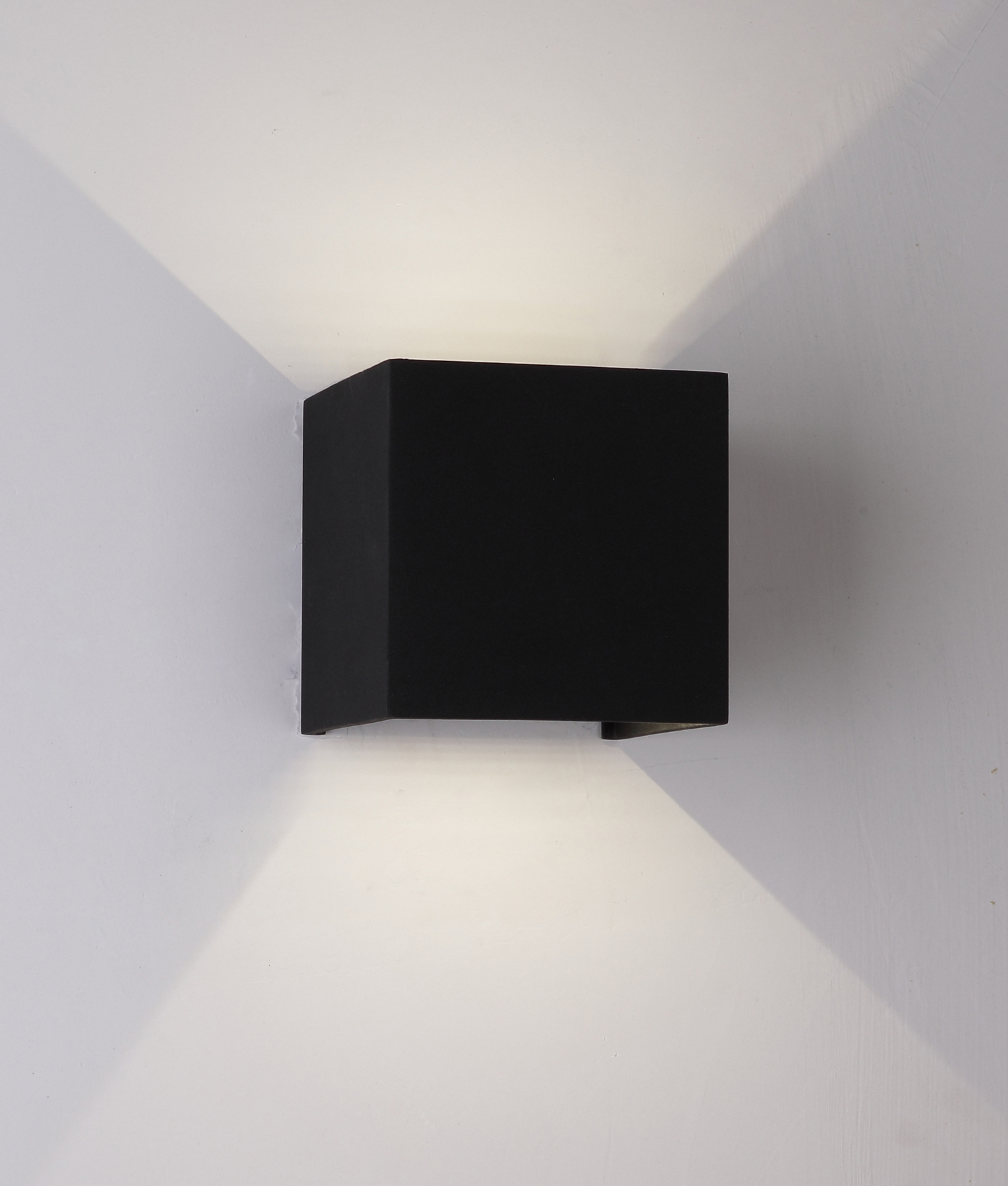 Toca Led Adjustable Beam Angle Exterior Wall Lights Ip54 Cla Lighting New Zealand - Led Wall Lights Nz